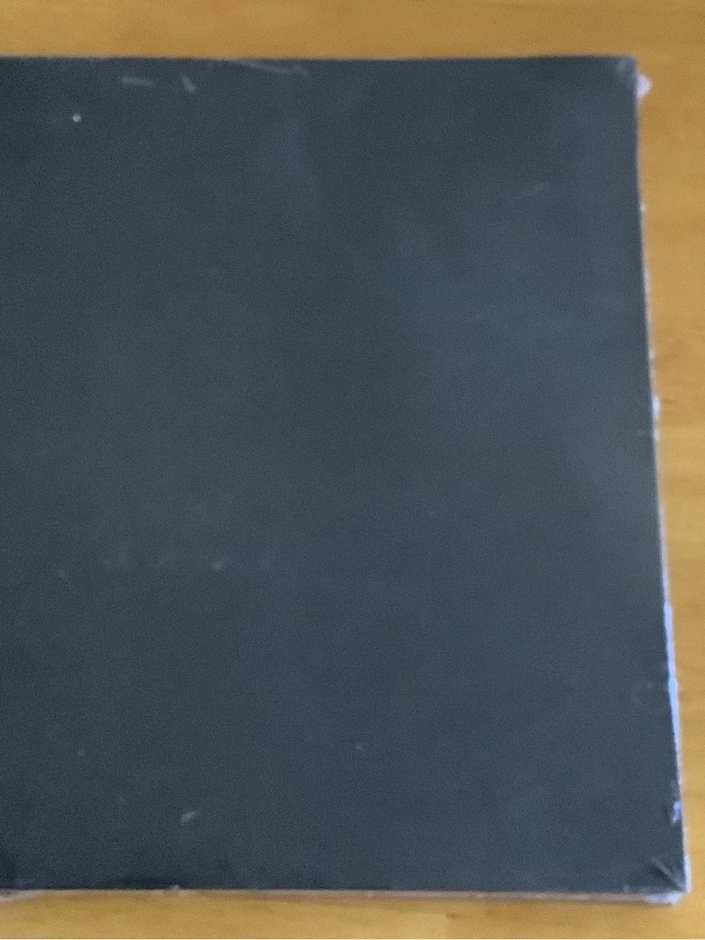 Avery Black Laminated Corner-Lock Two-Pocket Folder Black 10 Pack New 47760